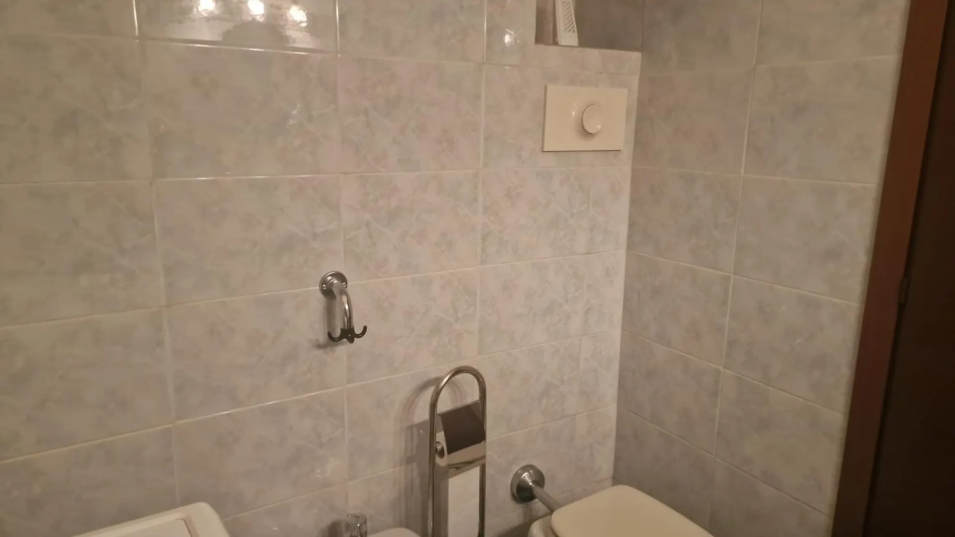Sempione Orange Apartment Milan