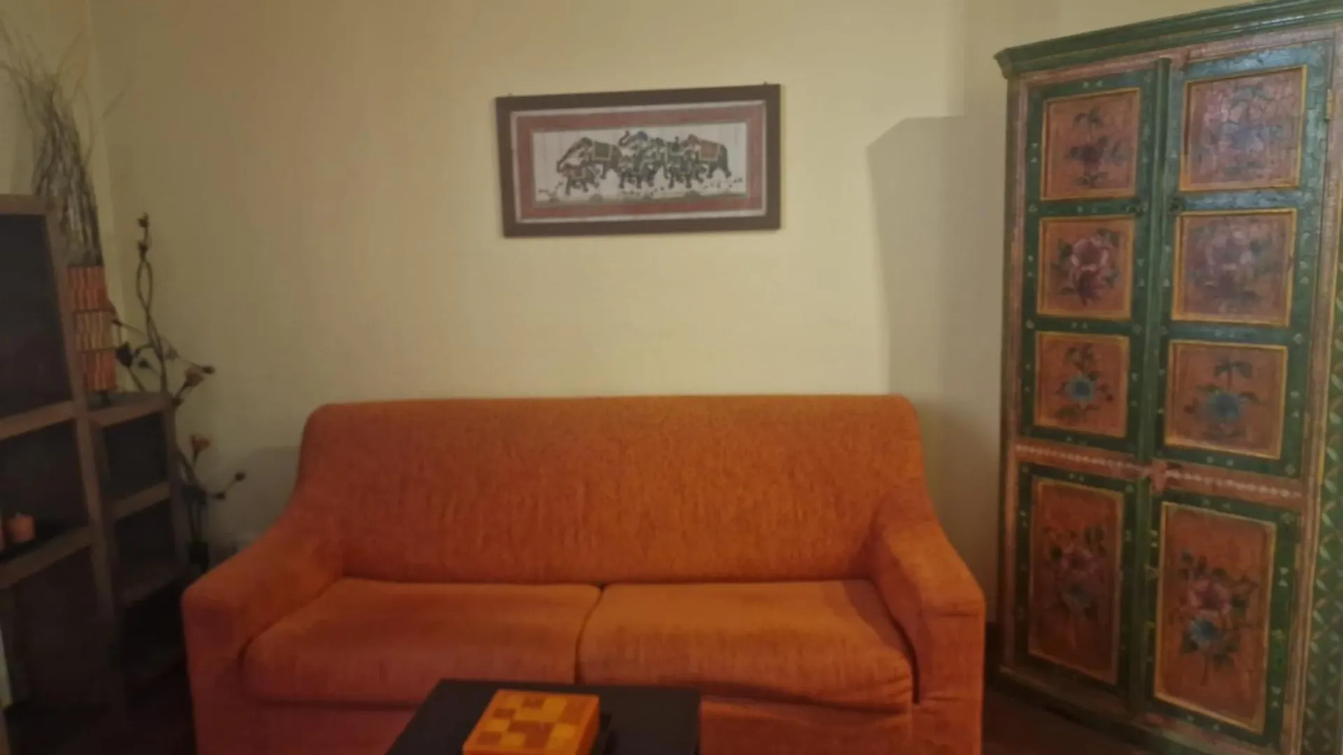 Sempione Orange Apartment Milan Italy